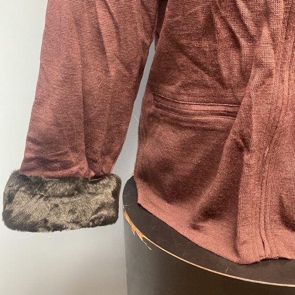 Fila jacket with faux fur - Picture 3 of 10